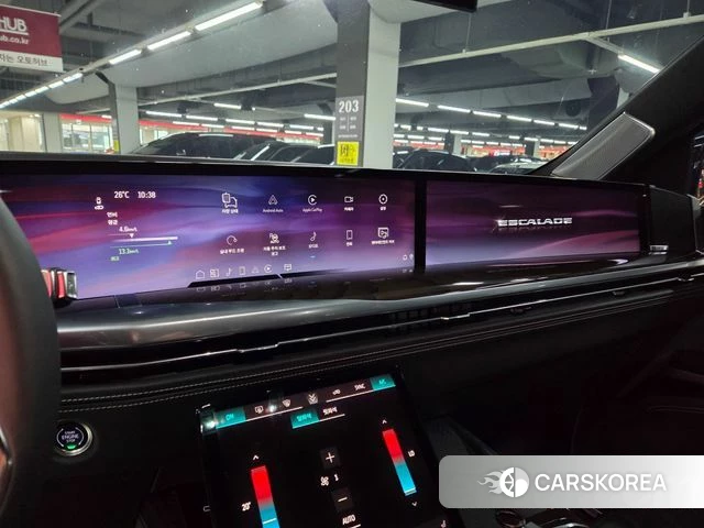Cadillac Escalade 5th Generation 2025 Черный из Кореи, фото 5