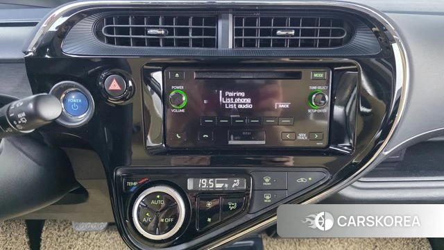 Toyota Prius C 2019 Белый из Кореи, фото 5