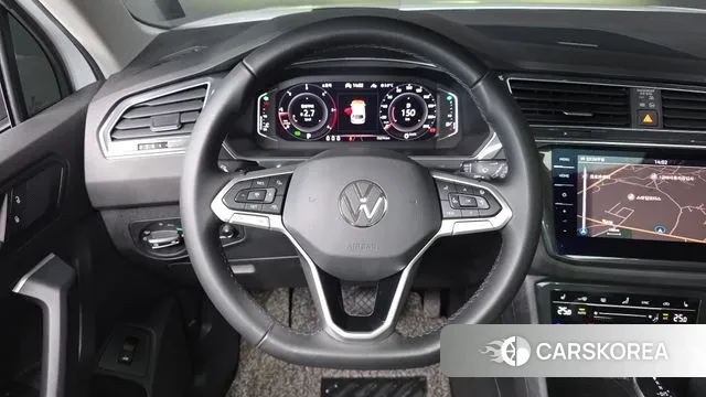 Volkswagen Tiguan second Generation 2022 Белый из Кореи, фото 5