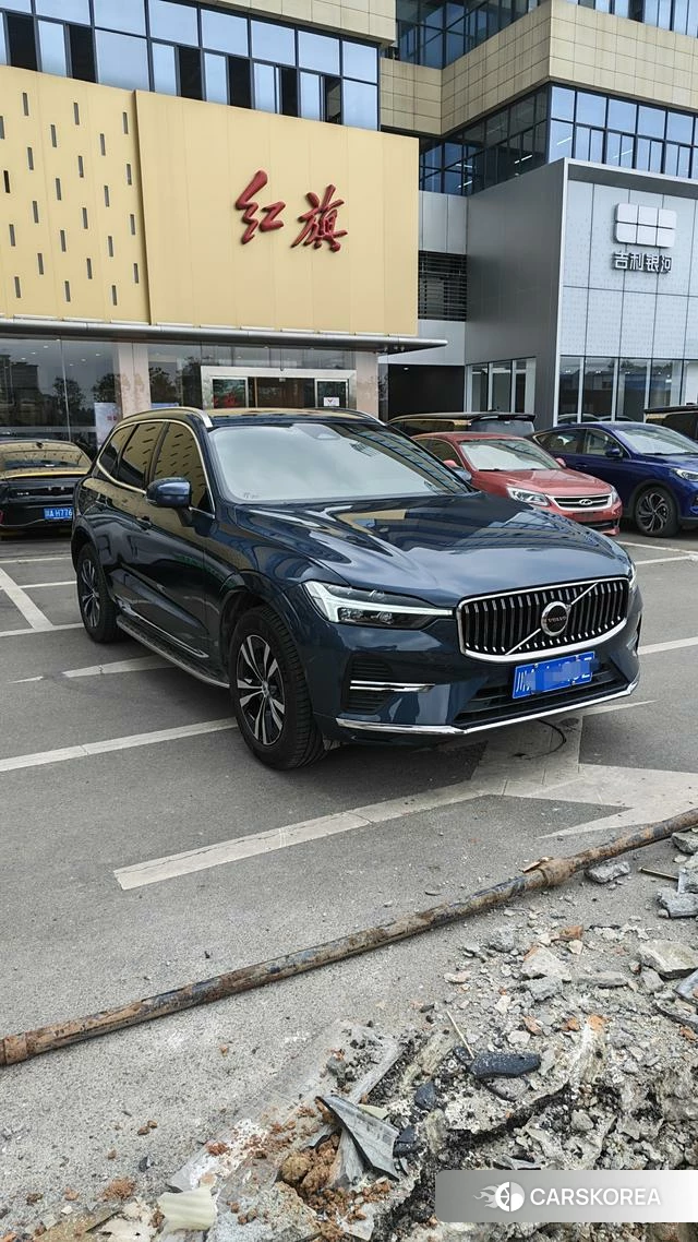 Volvo XC60 2024 Синий из Китая, фото 5