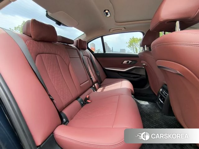 BMW 3 series 2024 Черный из Китая, фото 5