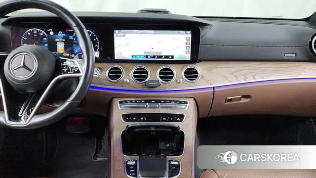 Mercedes-Benz E-Class W213 2021 Черный из Кореи, фото 5