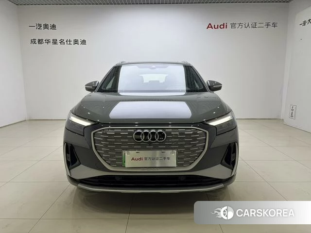 Audi Q4 e-tron 2025 Темно-серый из Китая, фото 5