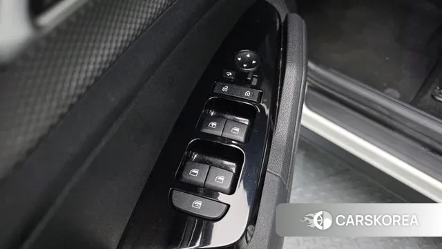 Kia Sportage 5th Generation 2021 Белый из Кореи, фото 5