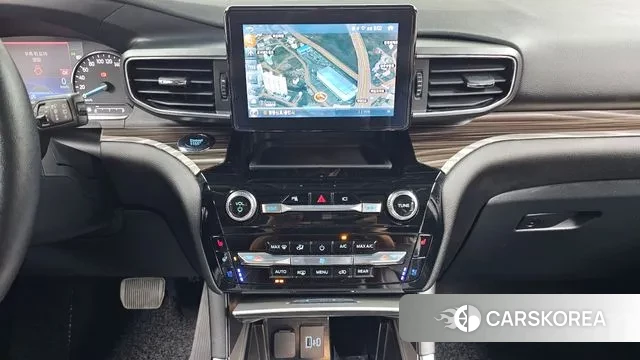 Ford Explorer 6th Generation 2022 Черный из Кореи, фото 5