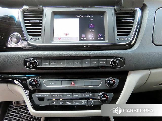 Kia The New Carnival 2019 Черный из Кореи, фото 5