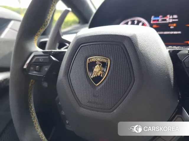 Lamborghini Huracan id 3248994 из Кореи 5