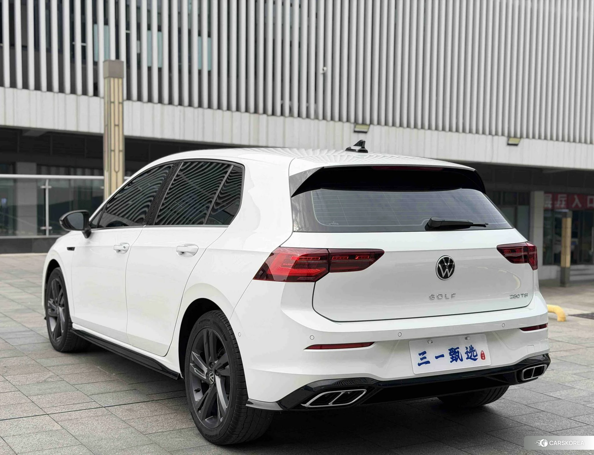 Volkswagen Golf 2022 Белый из Китая, фото 5