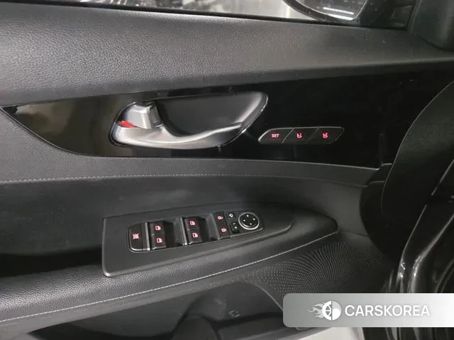 Kia Come New K3 2019 Серый из Кореи, фото 5