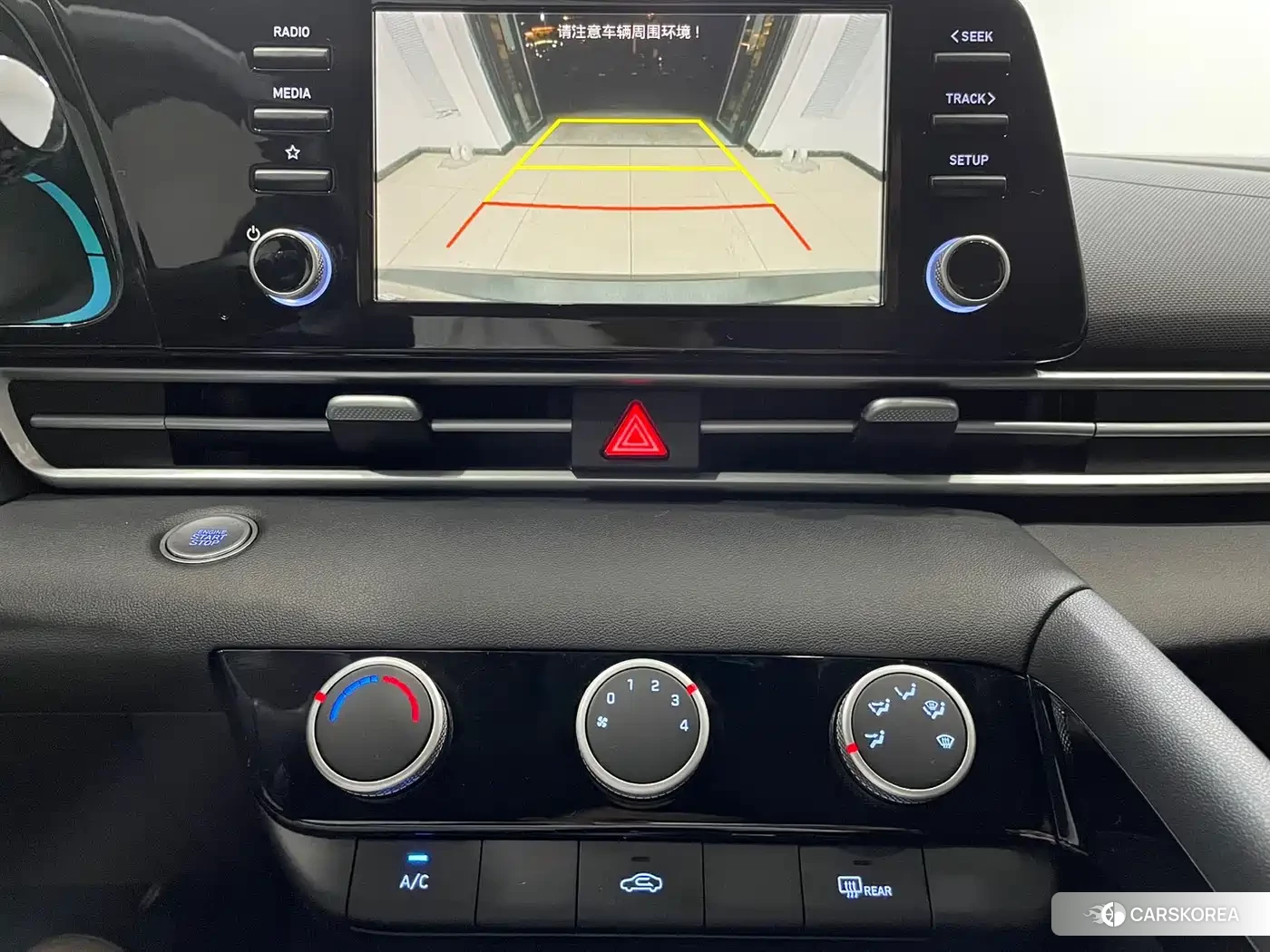 Hyundai Elantra 2024 Silver/gray из Китая, фото 5