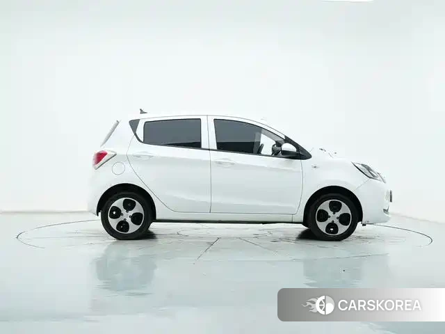 Chang'an Benben E-Star 2021 Белый из Китая, фото 5