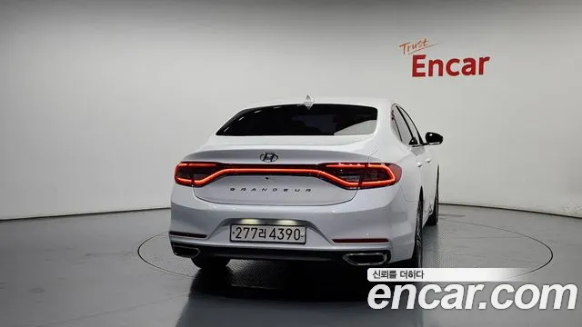 Hyundai Grandeur IG 2018 Белый из Кореи, фото 5