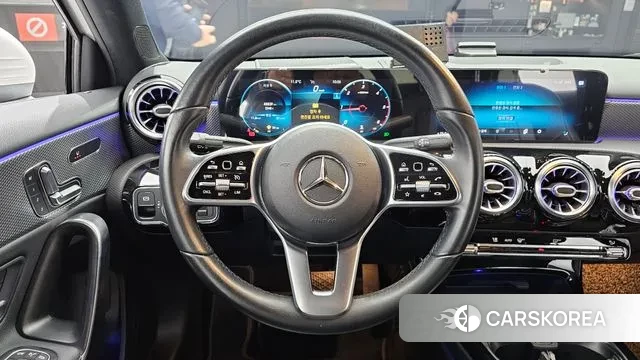 Mercedes-Benz A-Class W177 2021 Белый из Кореи, фото 5