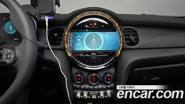 Mini Cooper S Convertible 2023 Белый из Кореи, фото 5