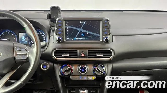 Hyundai Kona 2018 Белый из Кореи, фото 5