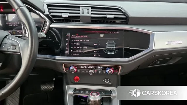 Audi Q3 (F3) 2022 Серый из Кореи, фото 5