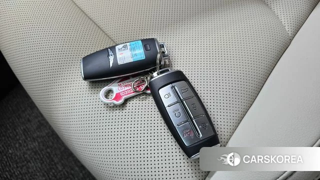 Genesis GV70 2024 Белый из Кореи, фото 5