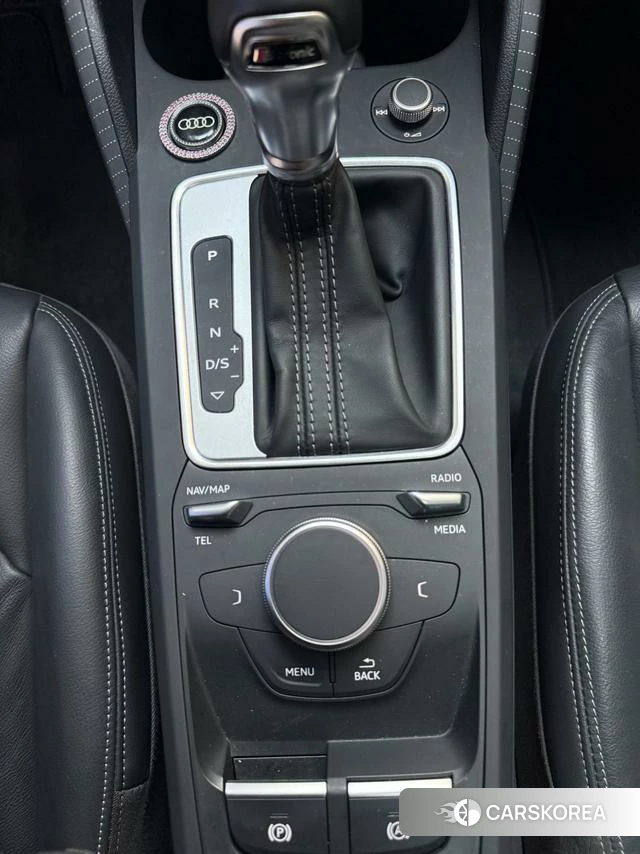 Audi Q2L 2022 Белый из Китая, фото 5