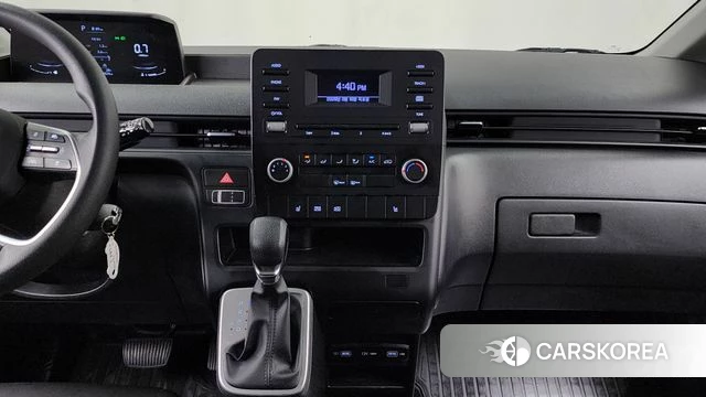 Hyundai Staria 2022 Белый из Кореи, фото 5