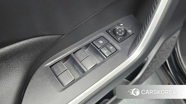 Toyota RAV4 5th Generation 2024 Черный из Кореи, фото 5