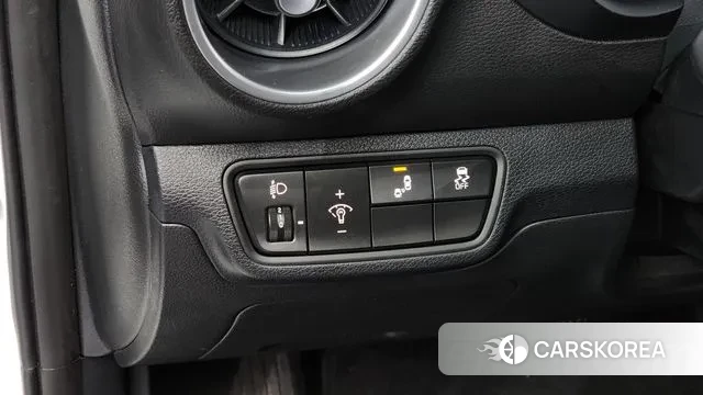 Kia The New K3 2nd generation 2022 Белый из Кореи, фото 5