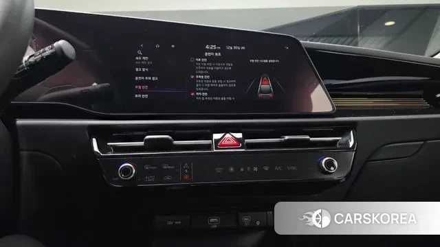 Kia Di Ol Nu Niro 2024 Темно-зеленый из Кореи, фото 5