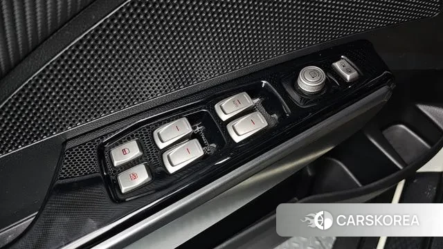 Ssangyong Tivoli Armor 2018 Белый из Кореи, фото 5