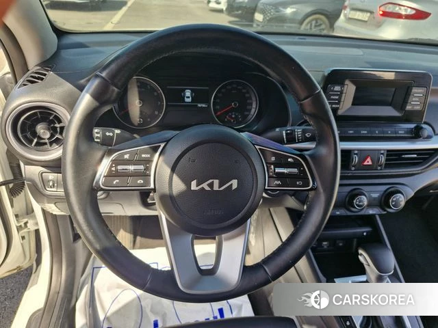 Kia The New K3 2nd generation 2022 Белый из Кореи, фото 5