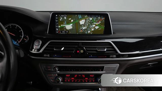BMW 7 Series (G11) 2018 Черный из Кореи, фото 5