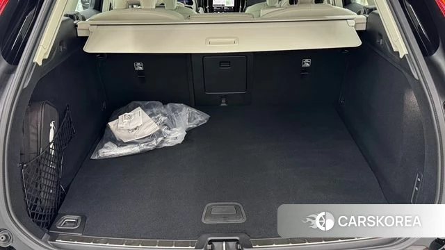Volvo XC60 second Generation 2026 Черный из Кореи, фото 5