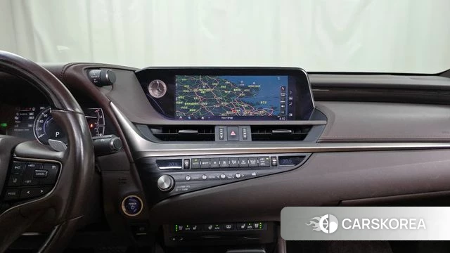 Lexus ES300h 7th generation 2021 Песочный из Кореи, фото 5