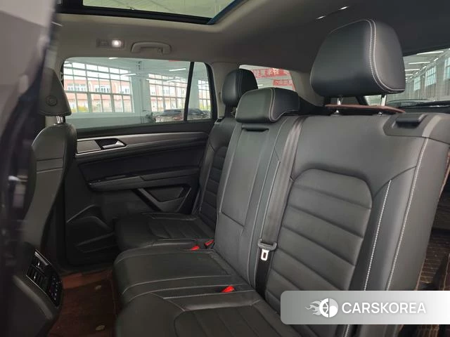 Volkswagen Tourang 2020 Черный из Китая, фото 5