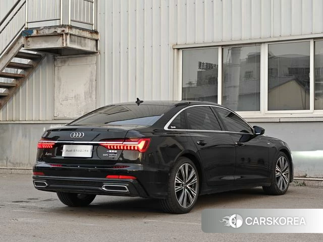 Audi A6L 2022 Черный из Китая, фото 5