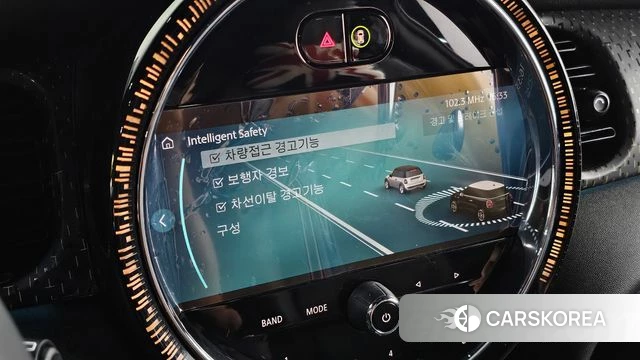 Mini Cooper Electric 2023 Черный из Кореи, фото 5