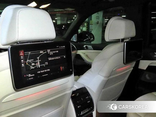 BMW X7 (G07) 2021 Черный из Кореи, фото 5