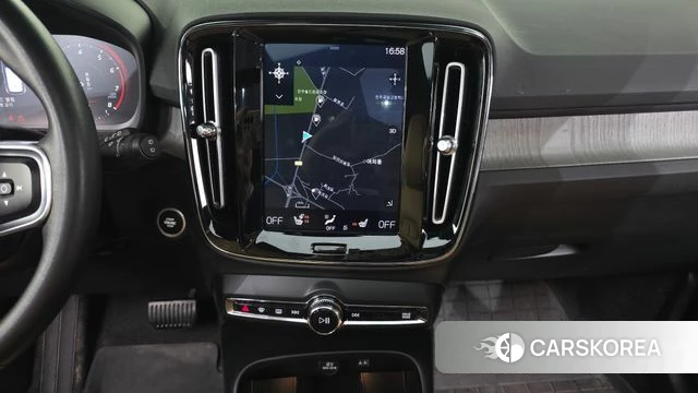 Volvo XC40 2020 Белый из Кореи, фото 5