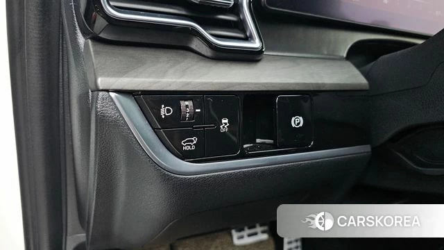 Kia Sportage 5th Generation 2023 Белый из Кореи, фото 5