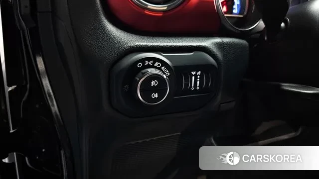 Jeep Wrangler (JL) 2020 Черный из Кореи, фото 5