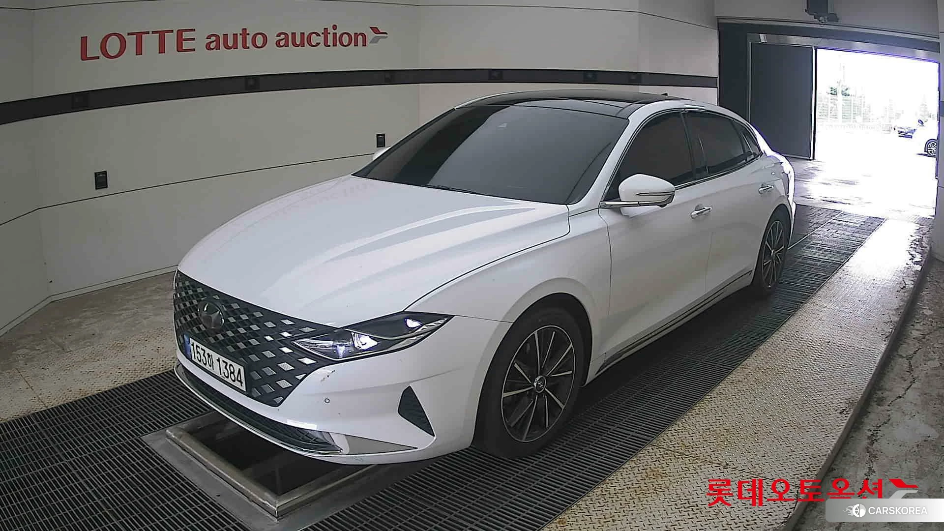 Hyundai Grandeur 2022 Creamy White Pearl (optional) из Кореи, фото 5