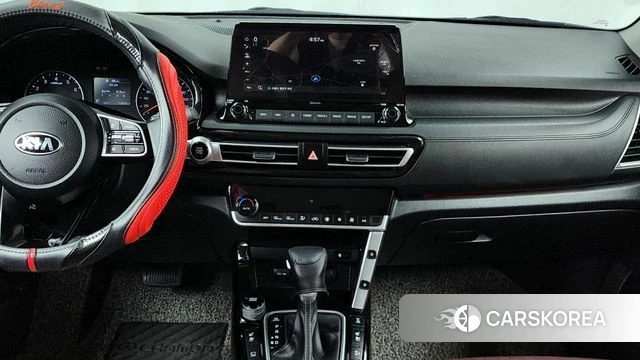 Kia Seltos 2021 Белый из Кореи, фото 5