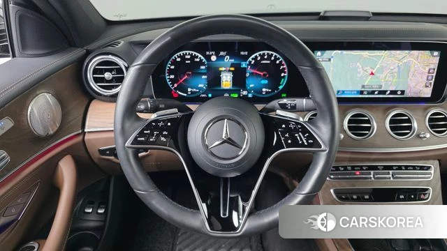 Mercedes-Benz E-Class W213 2023 Серый из Кореи, фото 5