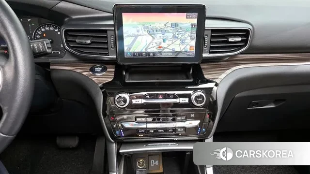 Ford Explorer 6th Generation 2021 Белый из Кореи, фото 5