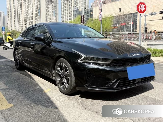 Kia K5 2021 Черный из Китая, фото 5