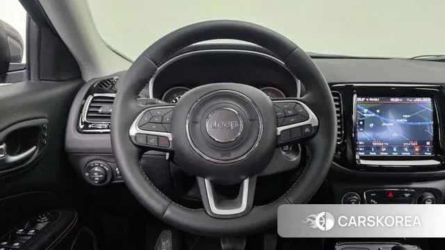 Jeep Compass 2nd Generation 2018 Серый из Кореи, фото 5