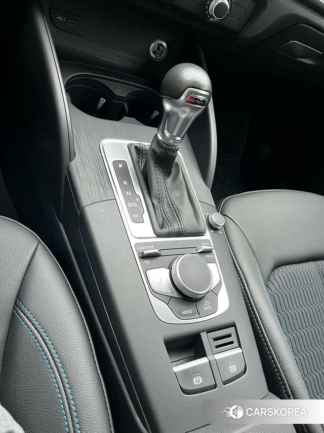 Audi A3 2020 Темно-серый из Китая, фото 5