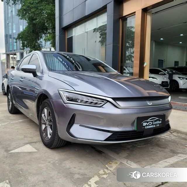 BYD Qin PLUS EV 2025 Темно-серый из Китая, фото 5