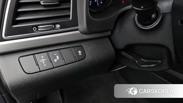 Hyundai Avante AD 2018 Серый из Кореи, фото 5