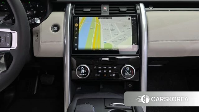 Land Rover Discovery 5 2024 Белый из Кореи, фото 5
