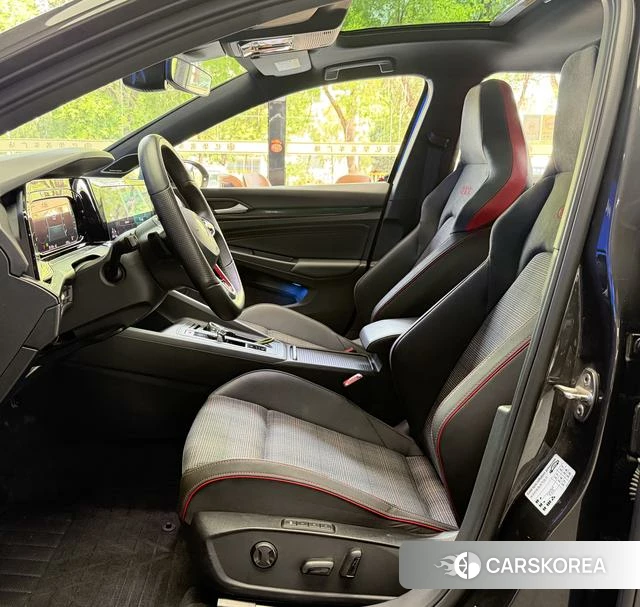Volkswagen Golf GTI 2021 Черный из Китая, фото 5