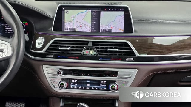 BMW 7 Series (G11) 2020 Белый из Кореи, фото 5